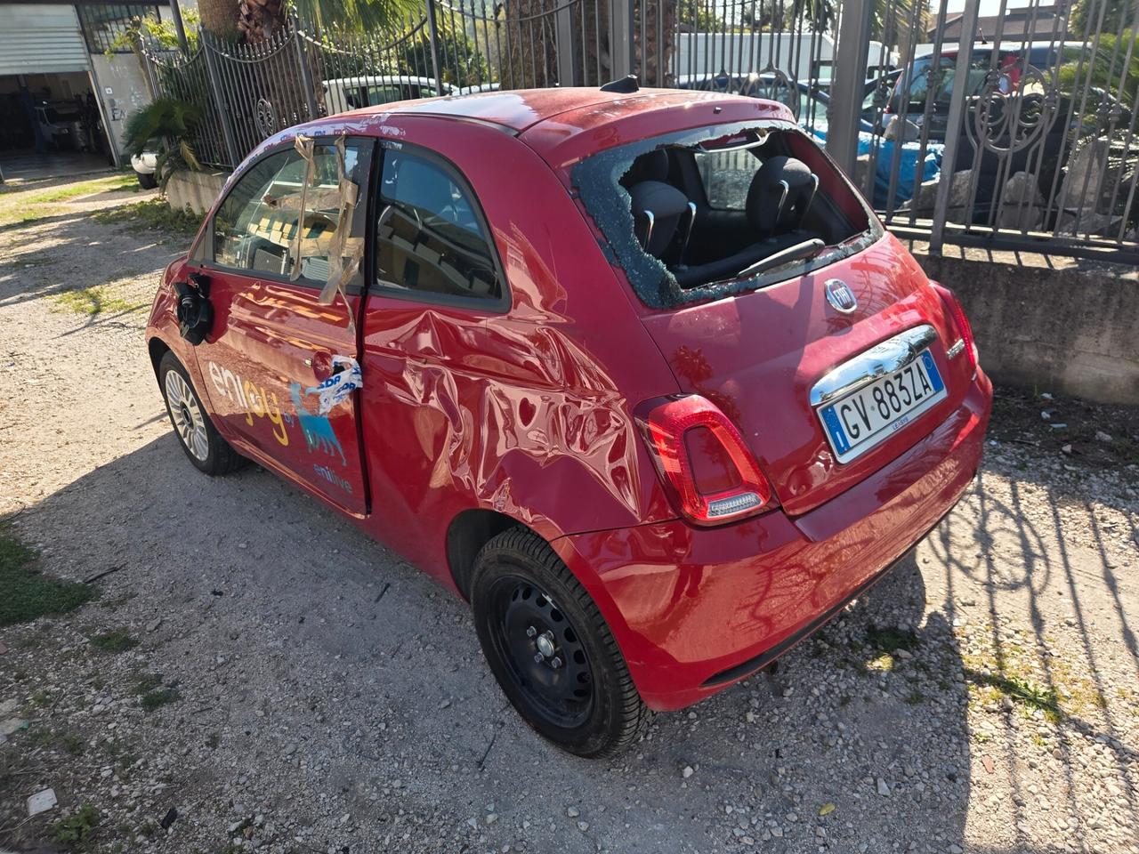 Fiat 500 1.0 Hybrid Red ANNO 2024- SINISTRATA