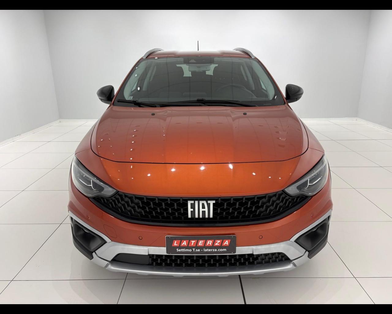 FIAT Tipo 5p 1.0 Cross 100cv