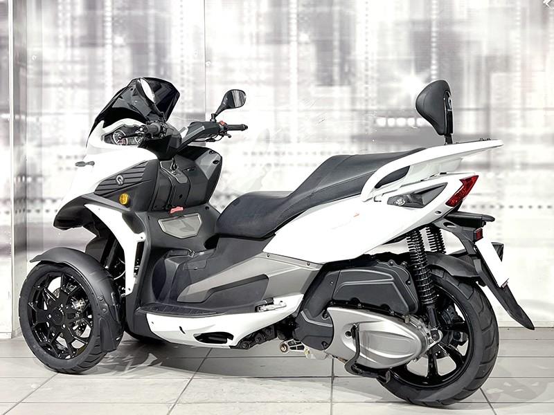 Quadro QV3