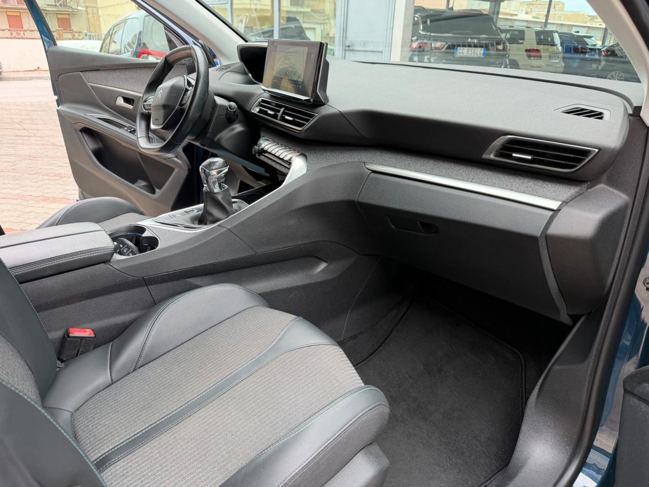 Peugeot 3008 BlueHDi 130 S&S Allure 12/2021