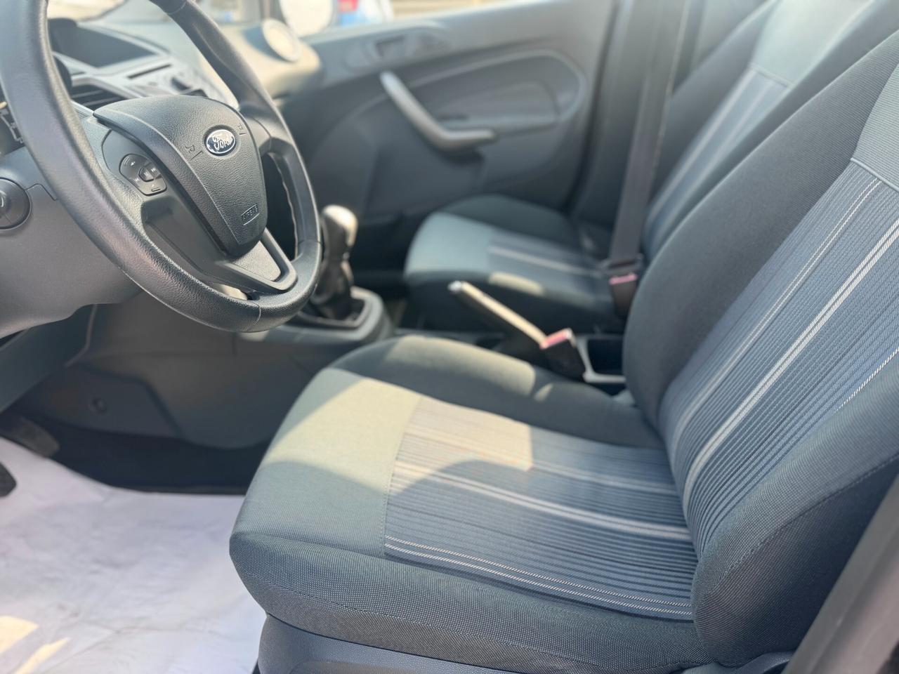 Ford Fiesta 1.4 TDCi 5p. Ghia