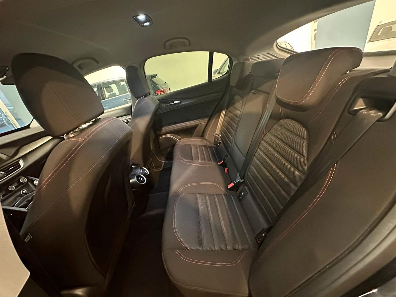 Alfa Romeo Stelvio 2.2 Turbodiesel 190 CV AT8 RWD Business