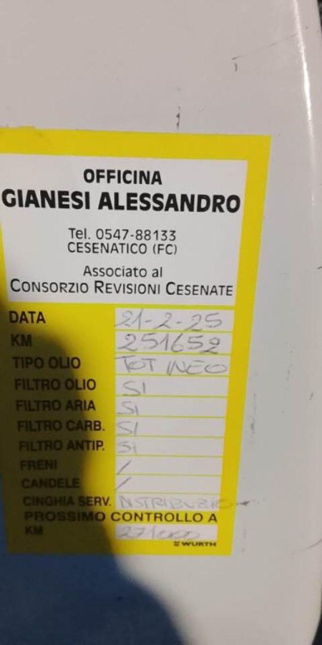 PEUGEOT Partner Tepee 1.6 HDi 92CV Outdoor