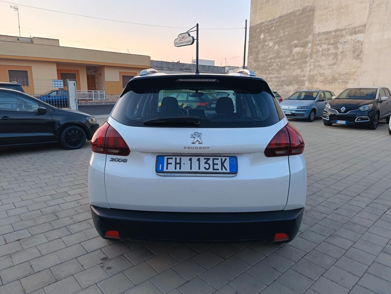 Peugeot 2008 BlueHDi 120 S&S Black Matt
