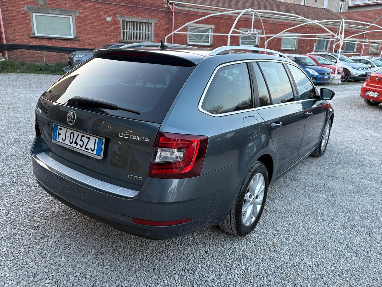 Skoda Octavia 1.4 G-Tec DSG -Unico proprietario