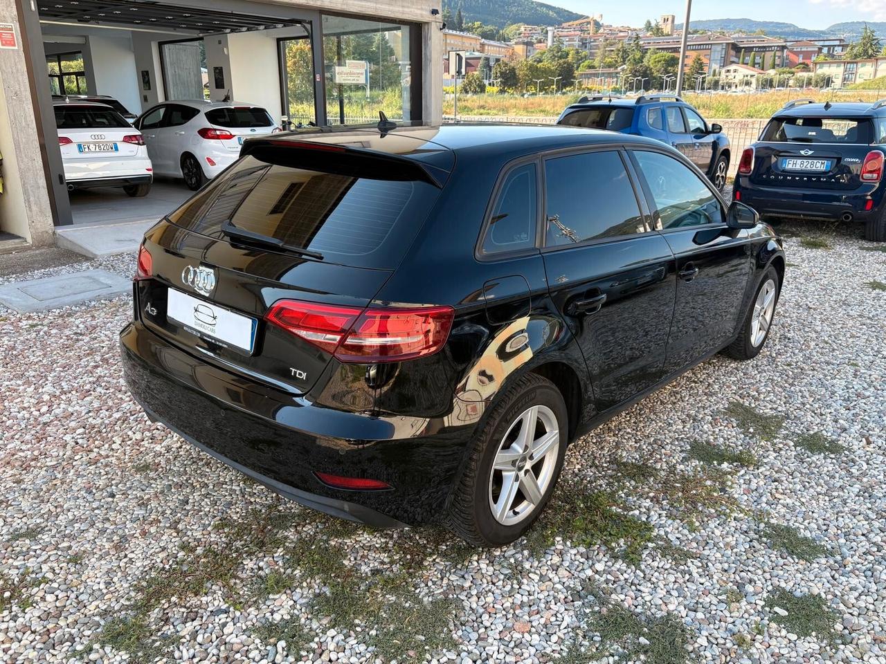 Audi A3 1.6 TDI 116 CV S tronic Sport