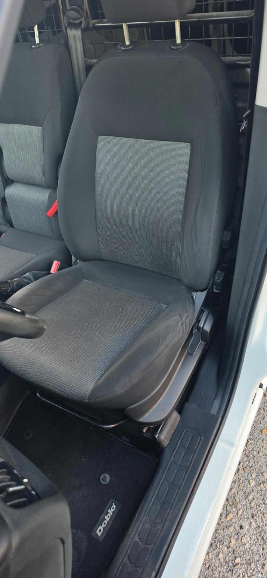 Fiat Doblo Doblò 1.6 MJT 120CV PC-TN Cargo Lamierato SX 3 Posti