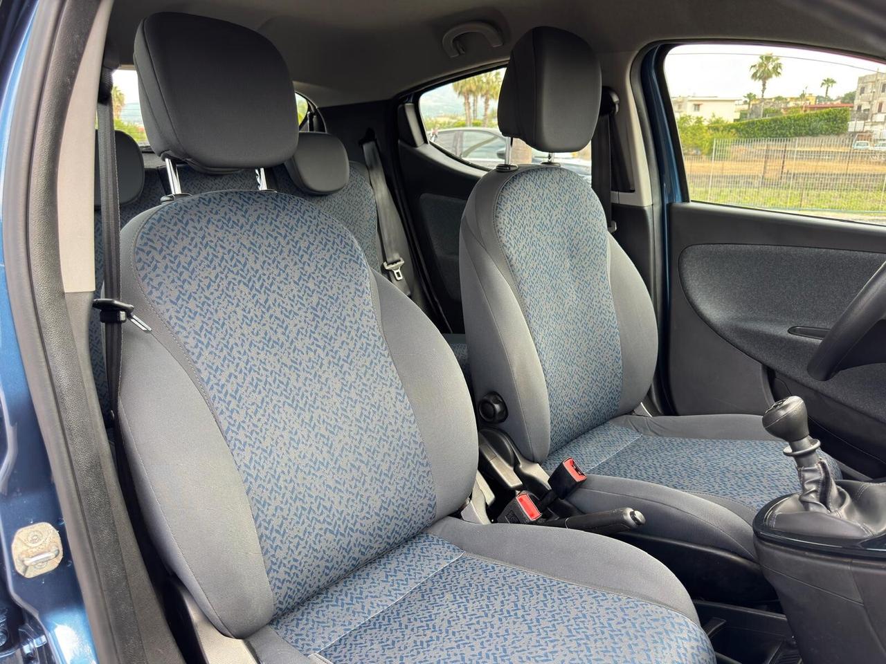 Lancia Ypsilon Y Gold 1.0 FireFly 70cv S&S Hybrid 2022