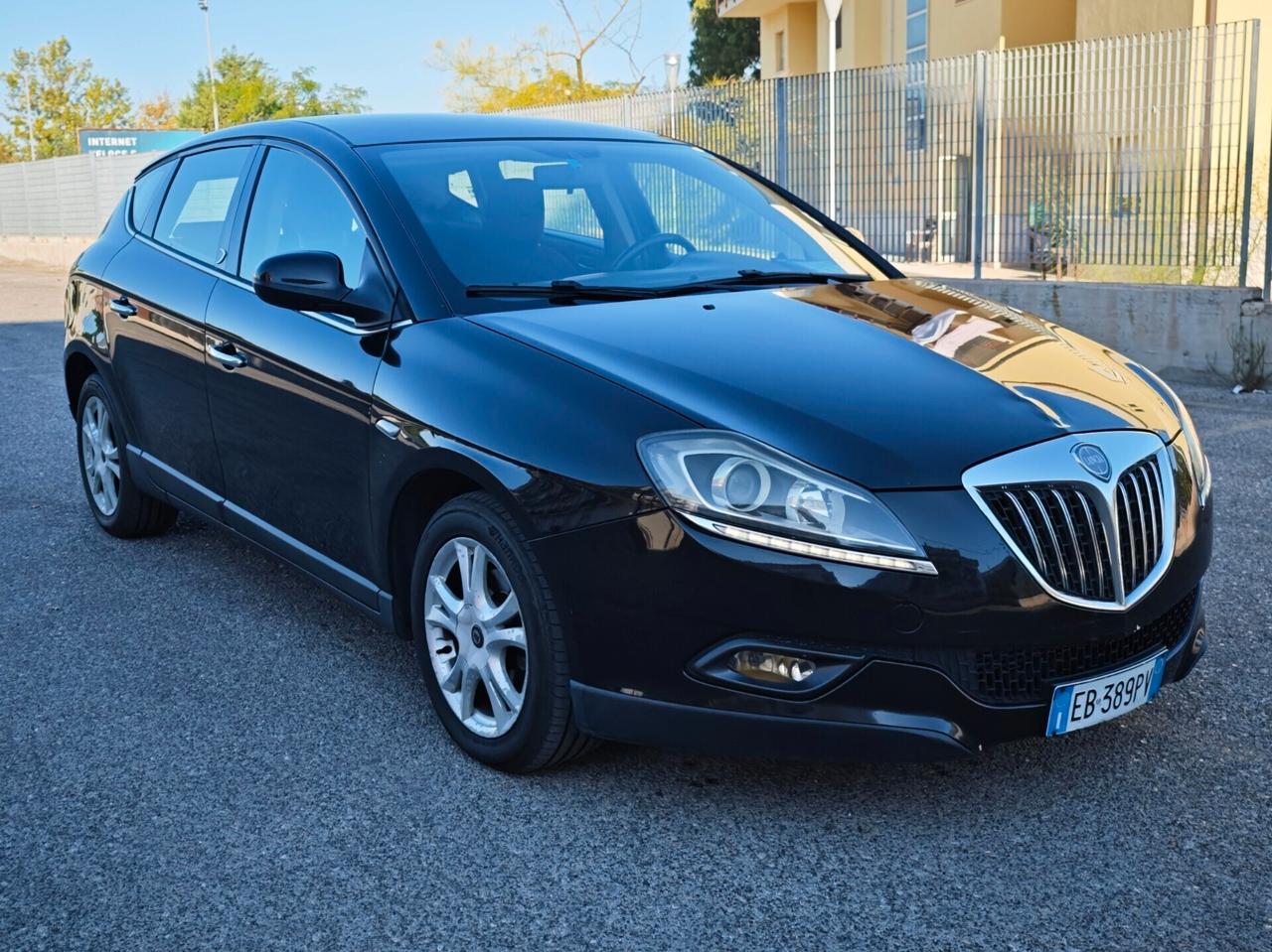 Lancia Delta 1.6 MJT DPF Oro 120cv in perfette condizioni