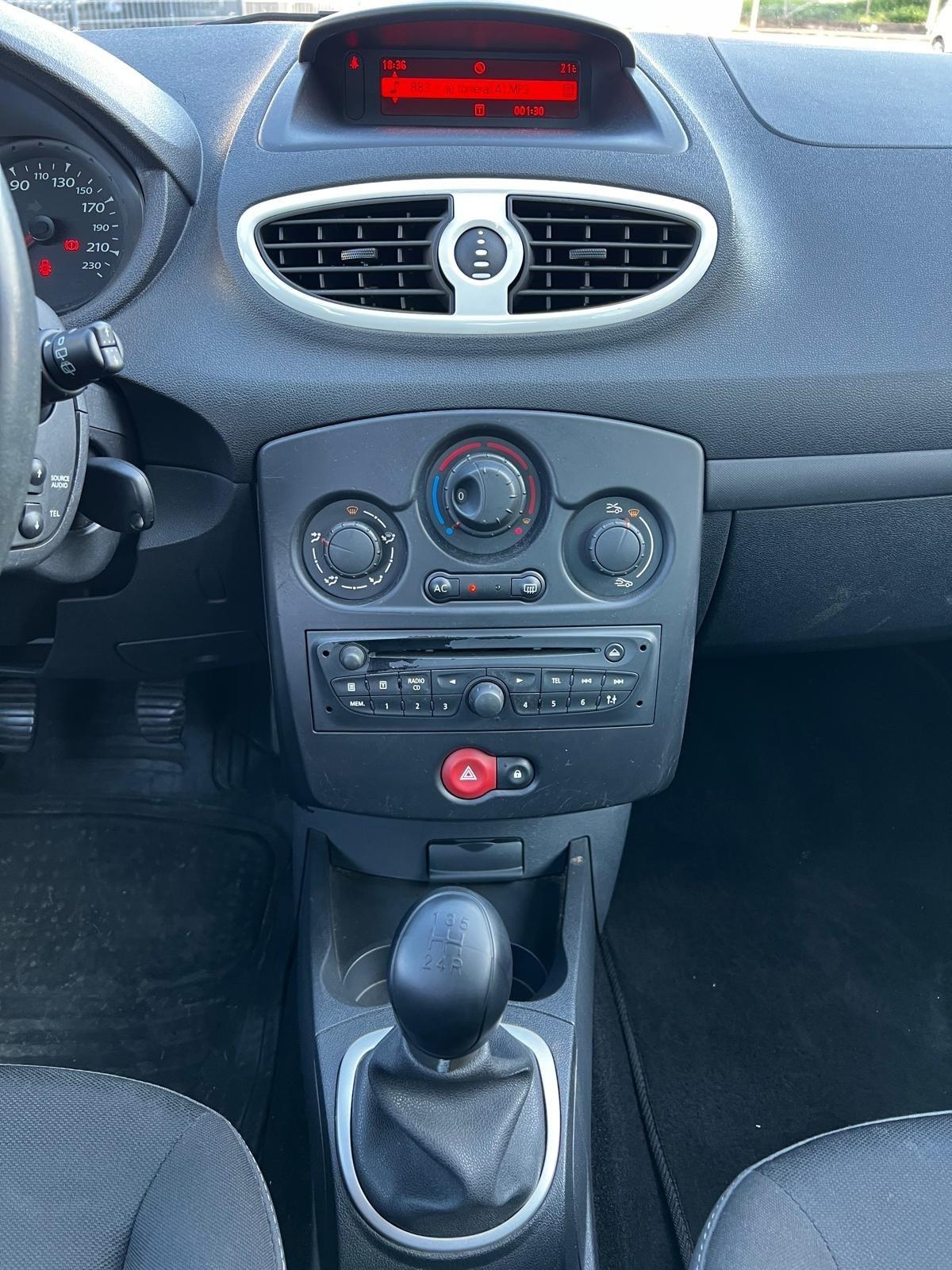 Renault Clio 1.2 16V 5 porte Yahoo!