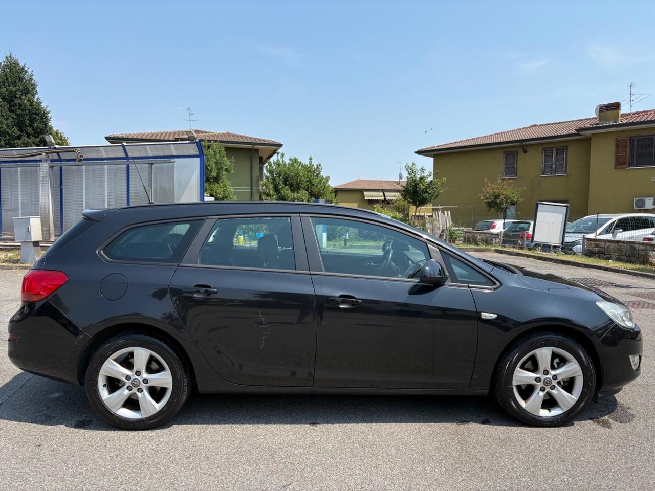 Opel Astra 1.7 CDTI 110CV Sports Tourer Cosmo