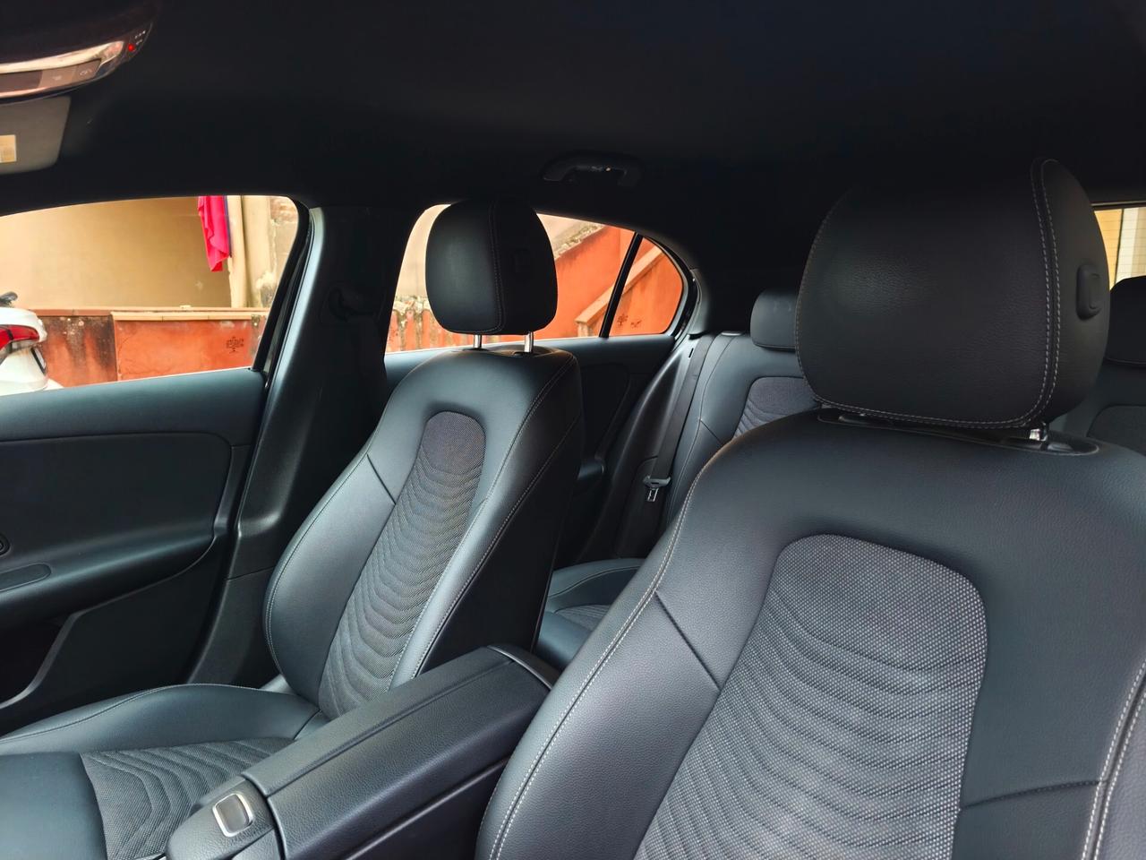 Mercedes A 180d Motore Mercedes 2.0