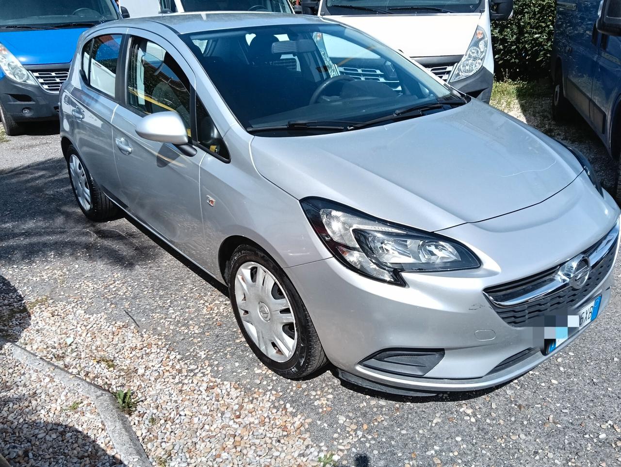 Opel Corsa 1.2 5 porte