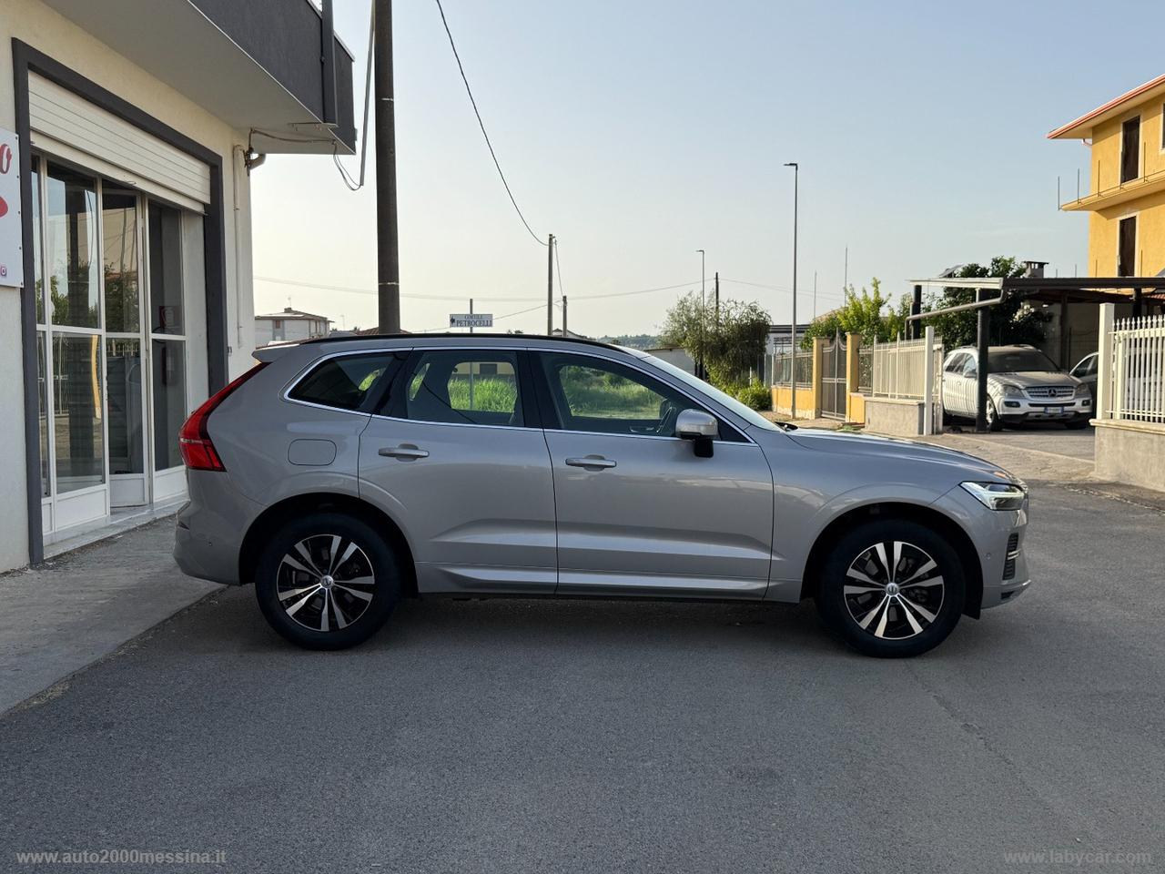 VOLVO XC60 B4 (d) AWD Geartronic Momentum Pro