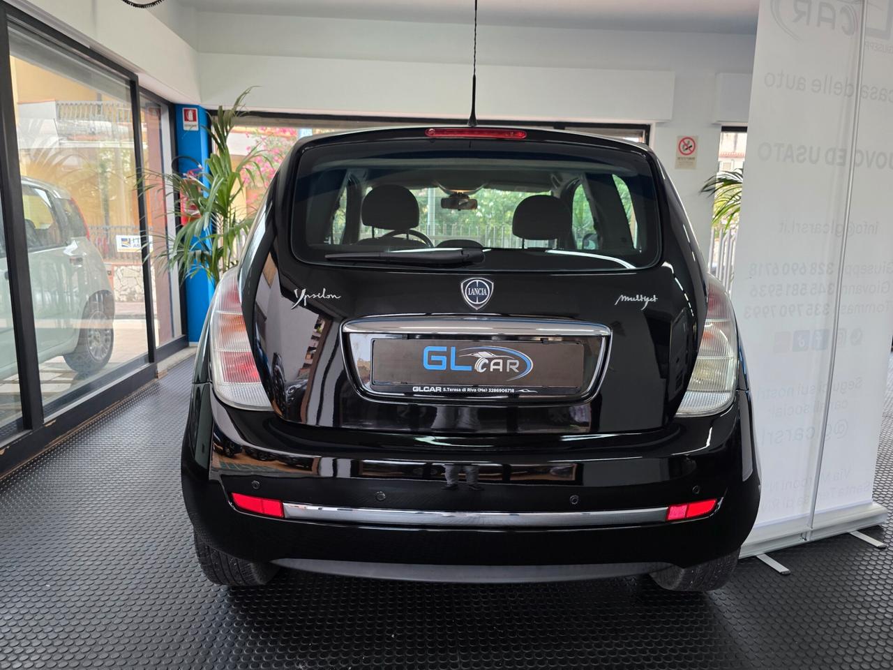 Lancia Ypsilon 1.3mjt 75cv 2011 99000KM UNICOPRIETARIO