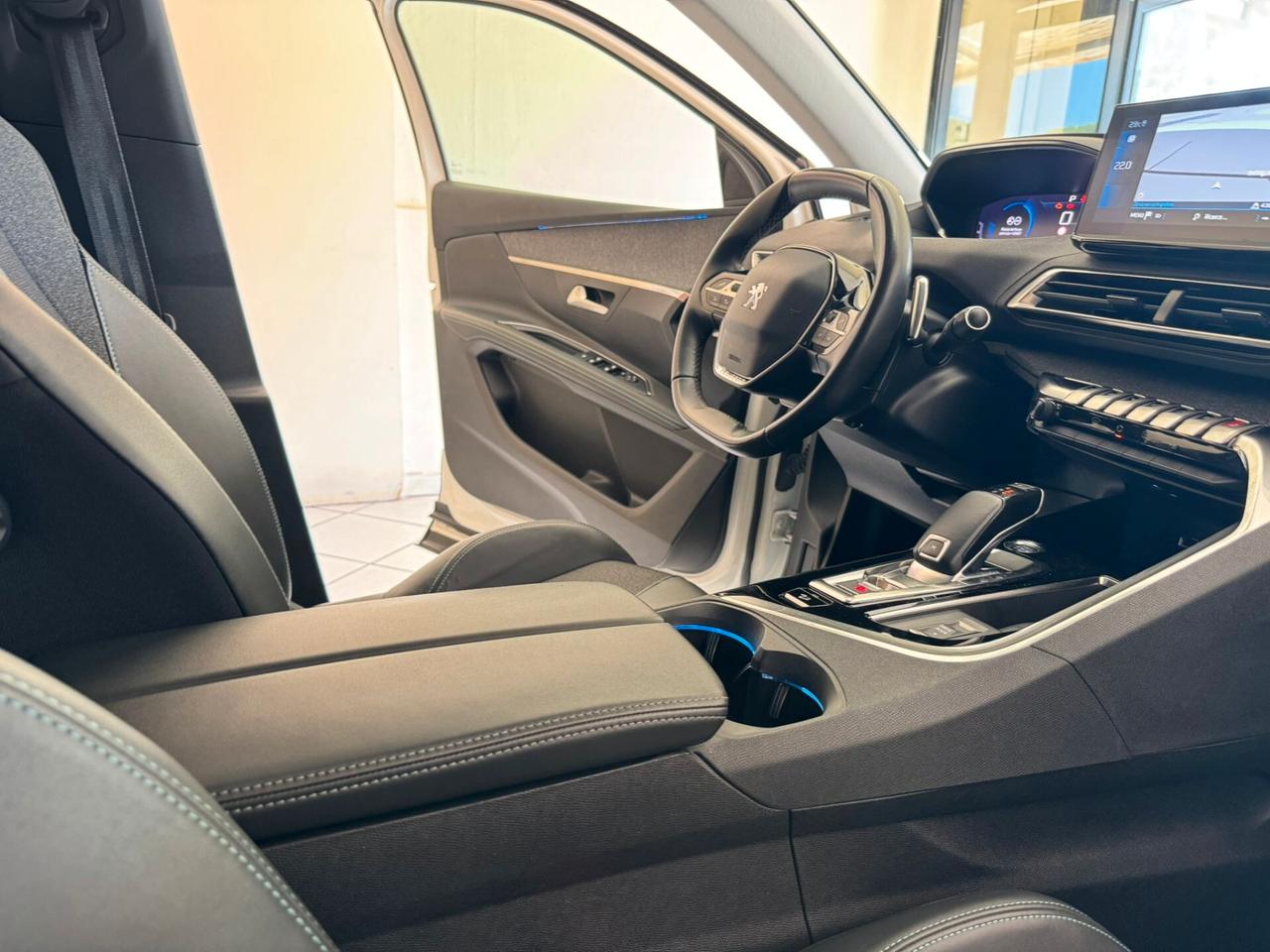 Peugeot 3008 BlueHDi 130 S&S EAT8 Allure Pack