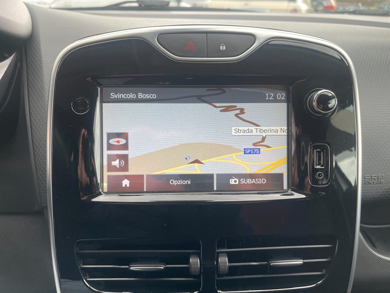 Renault Clio 1.5 dCi 8V 75CV 5 porte Costume National NEO PATENTATI