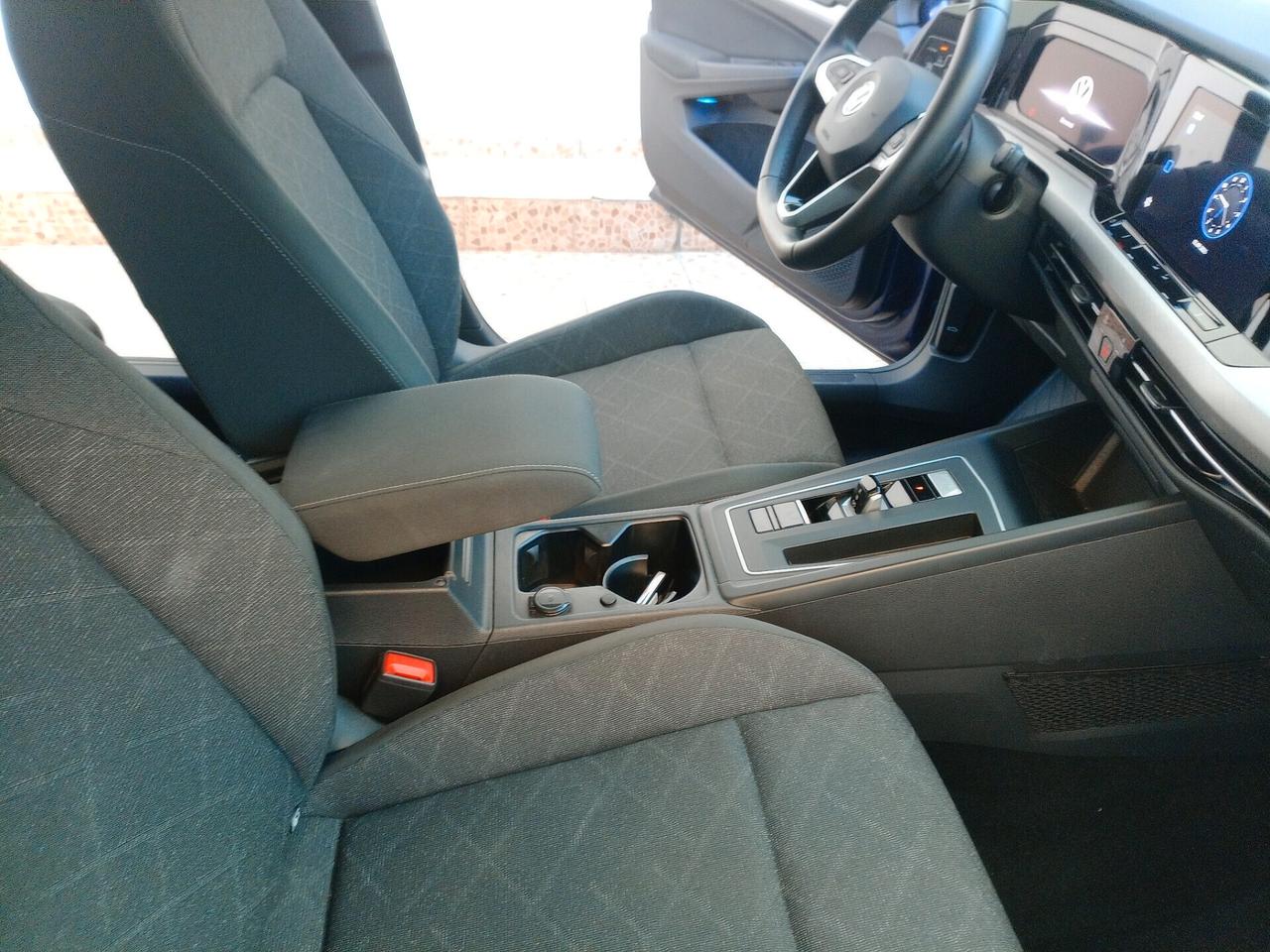 Volkswagen Golf 1.0 TSI EVO Life