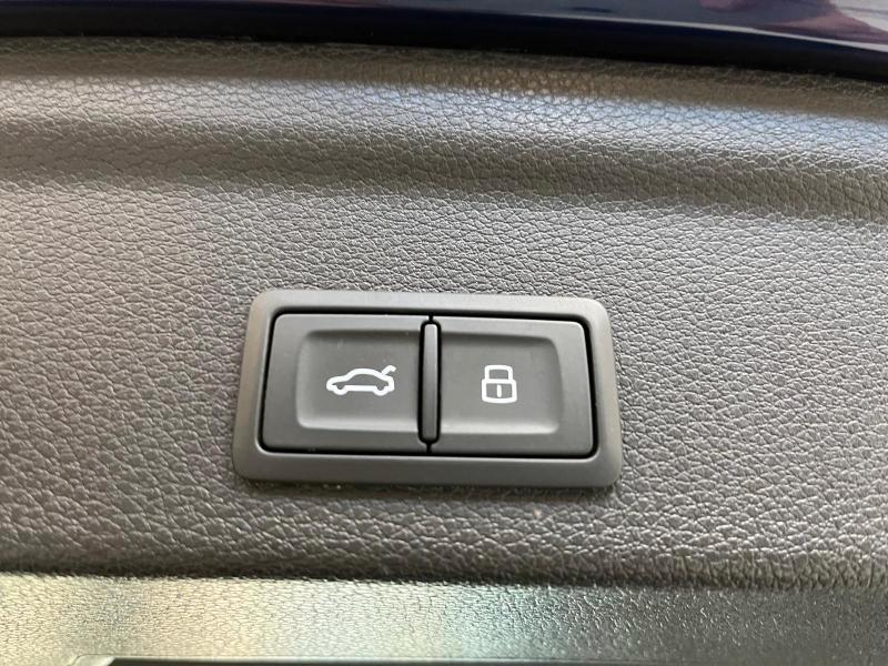 Audi Q3 Sportback 35 2.0 tdi Identity Black s-tronic