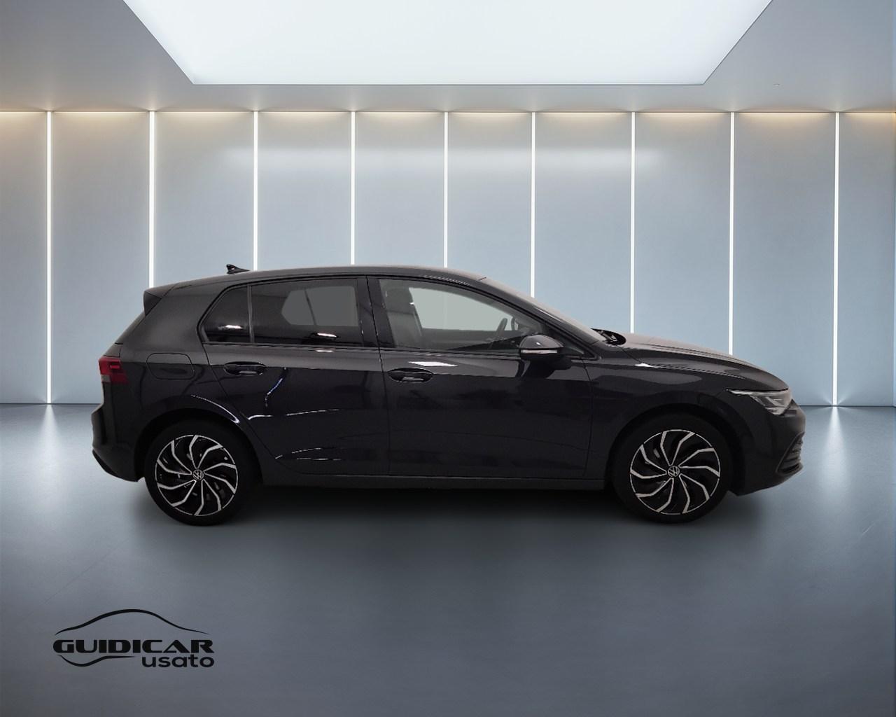 VOLKSWAGEN Golf VIII 2020 - Golf 1.0 etsi evo Life 110cv dsg