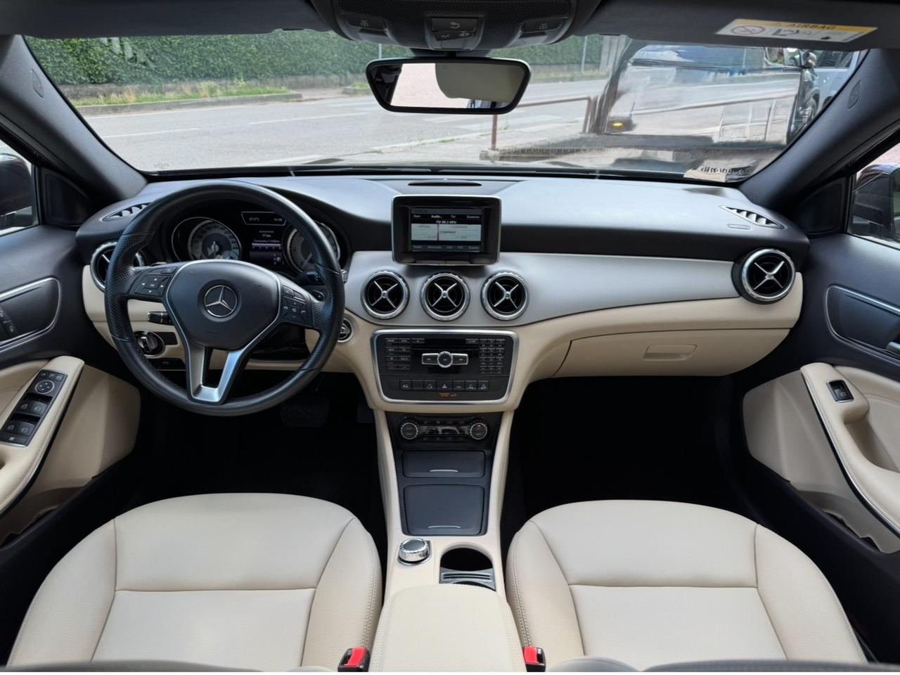 Mercedes-benz GLA 200 d Automatic 4Matic Premium