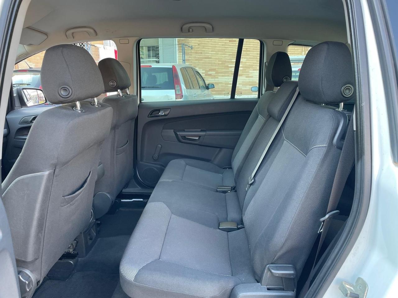 Opel Zafira 1.8 16V GPL-TECH Edition 7 posti