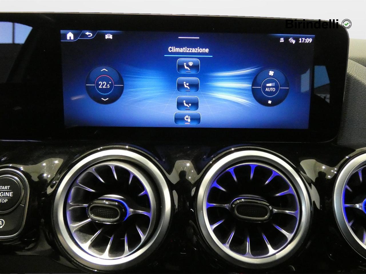 Mercedes-Benz GLA (H247) - GLA 200 d Automatic AMG Line Premium