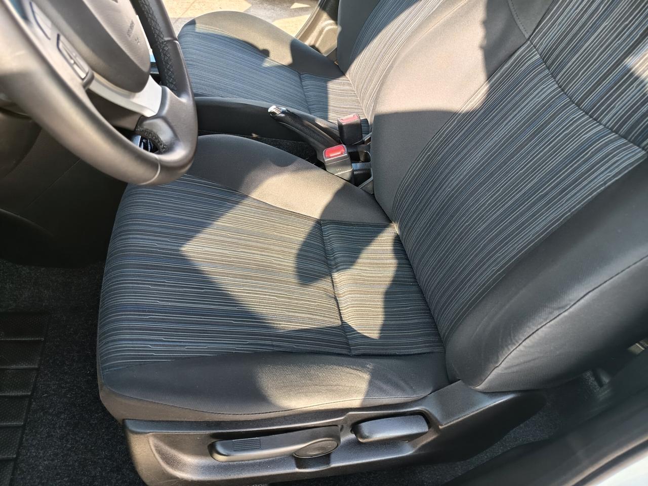 Suzuki Swift 1.2 VVT 5 porte B-Cool