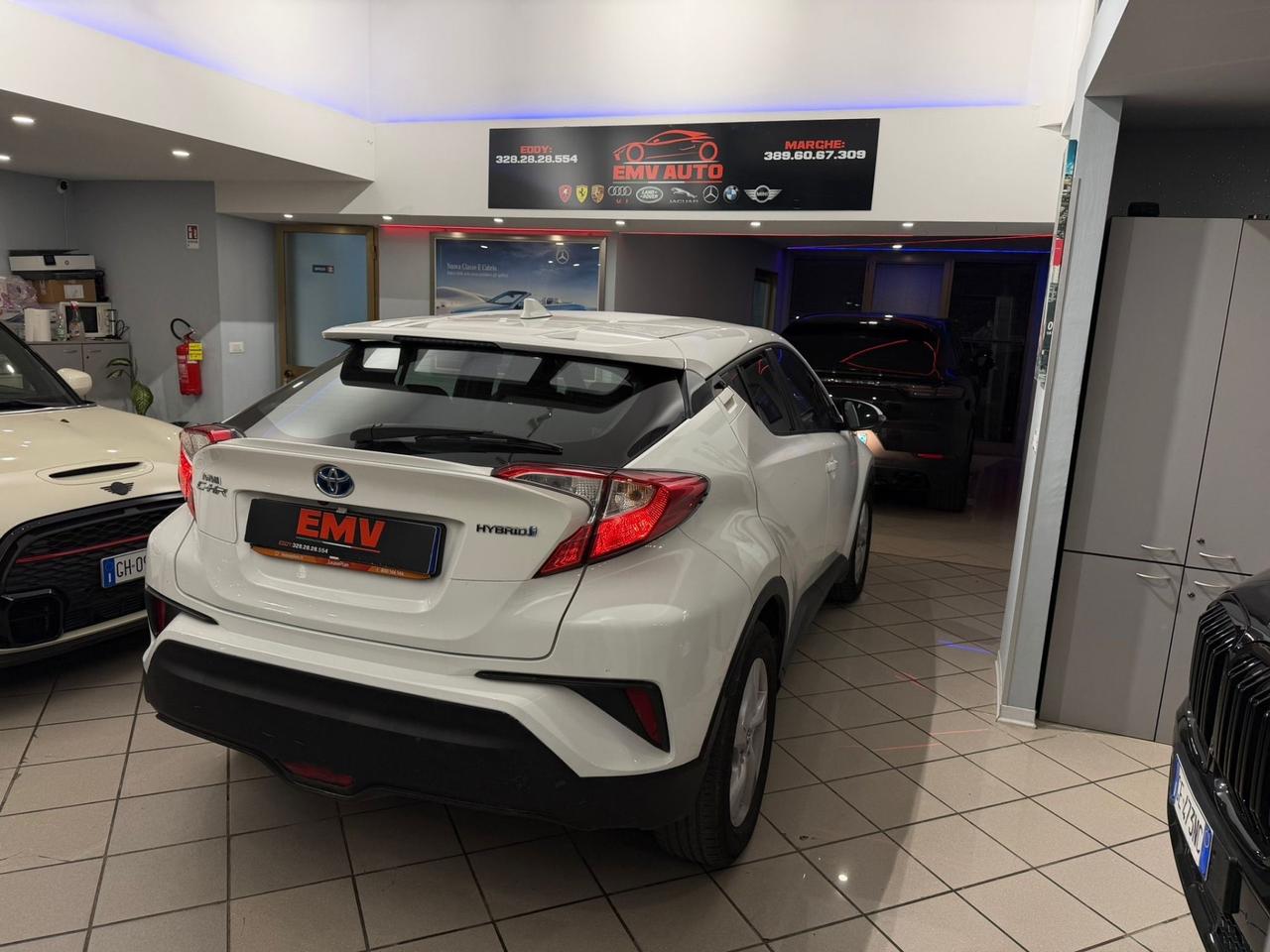 Toyota C-HR 1.8 Hybrid E-CVT Style