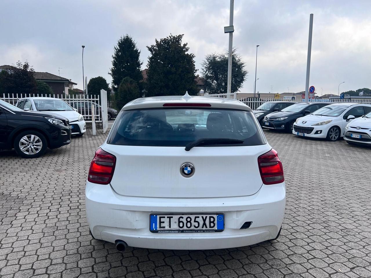 Bmw 114 114d 5p. Unique