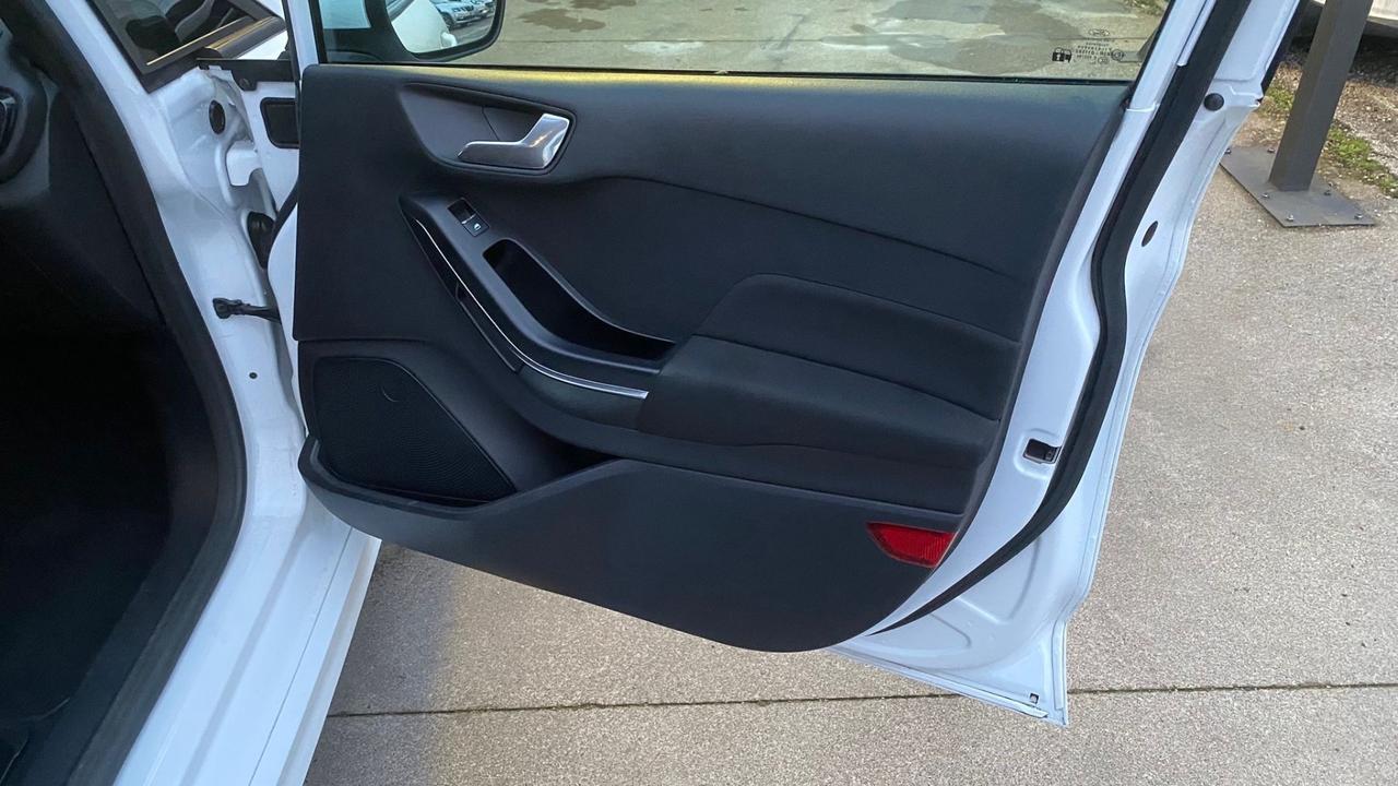 Ford Fiesta 1.5 TDCi 5 porte ST-Line