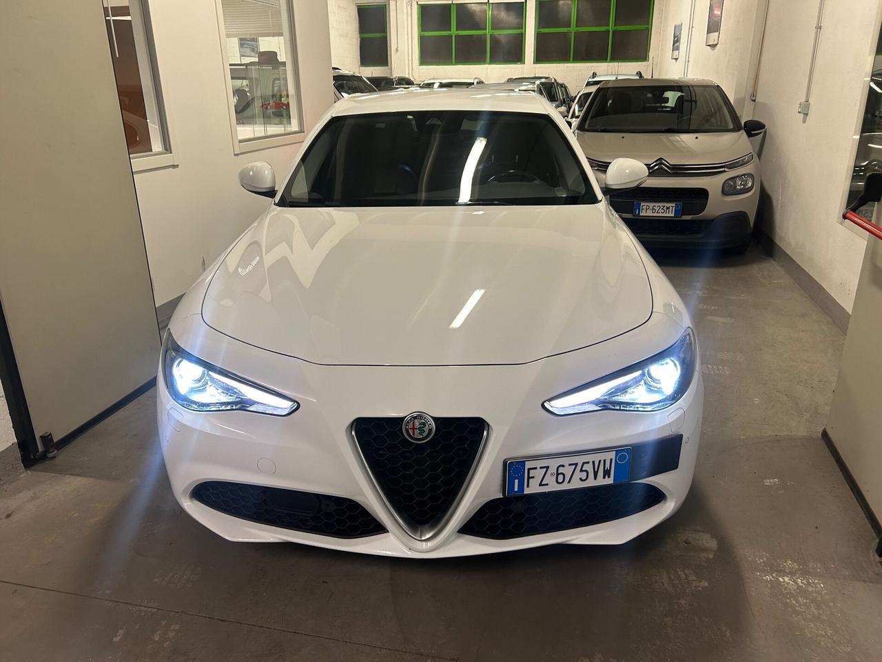 Alfa Romeo Giulia 2.2 Turbodiesel 180 CV AT8 Business Sport Launch Ed.