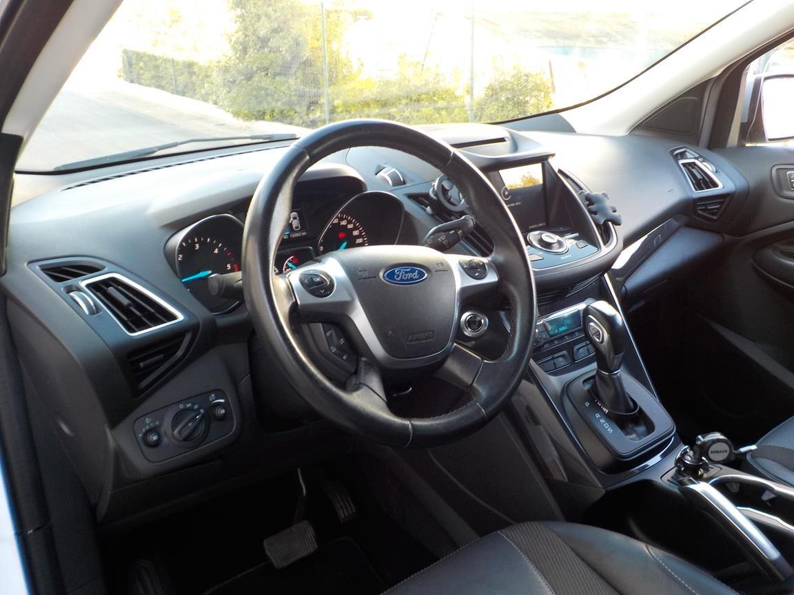 Ford Kuga 2.0 TDCI 150 CV S&S 4WD Powershift Titanium