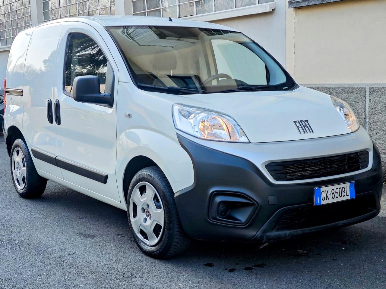 Fiat Fiorino 1.3 MJT 95CV Combinato Adventure