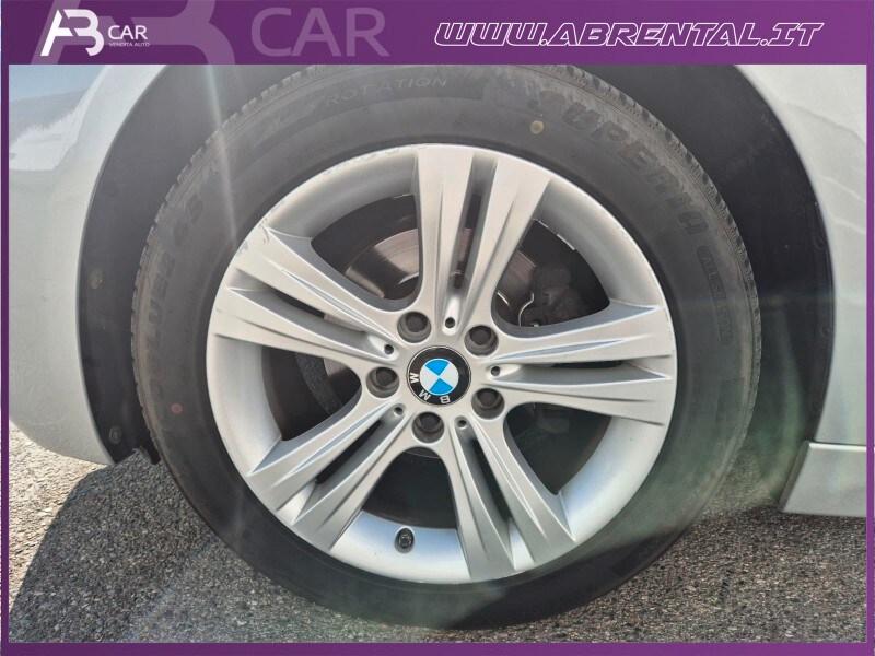 BMW Serie 3 (F30/31) 316d Touring Sport