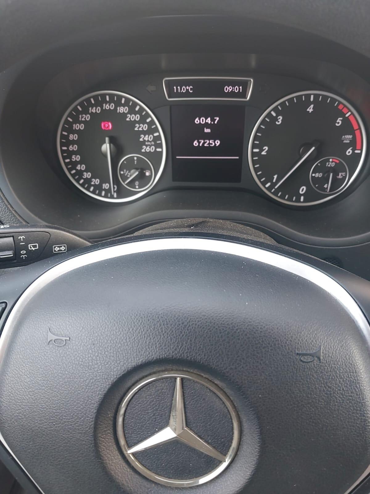 Mercedes-benz B 160 CDI Premium CON SOLO 67000 KM