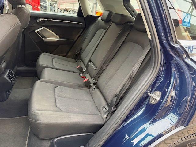 AUDI Q3 2.0 TDI 150 CV Business