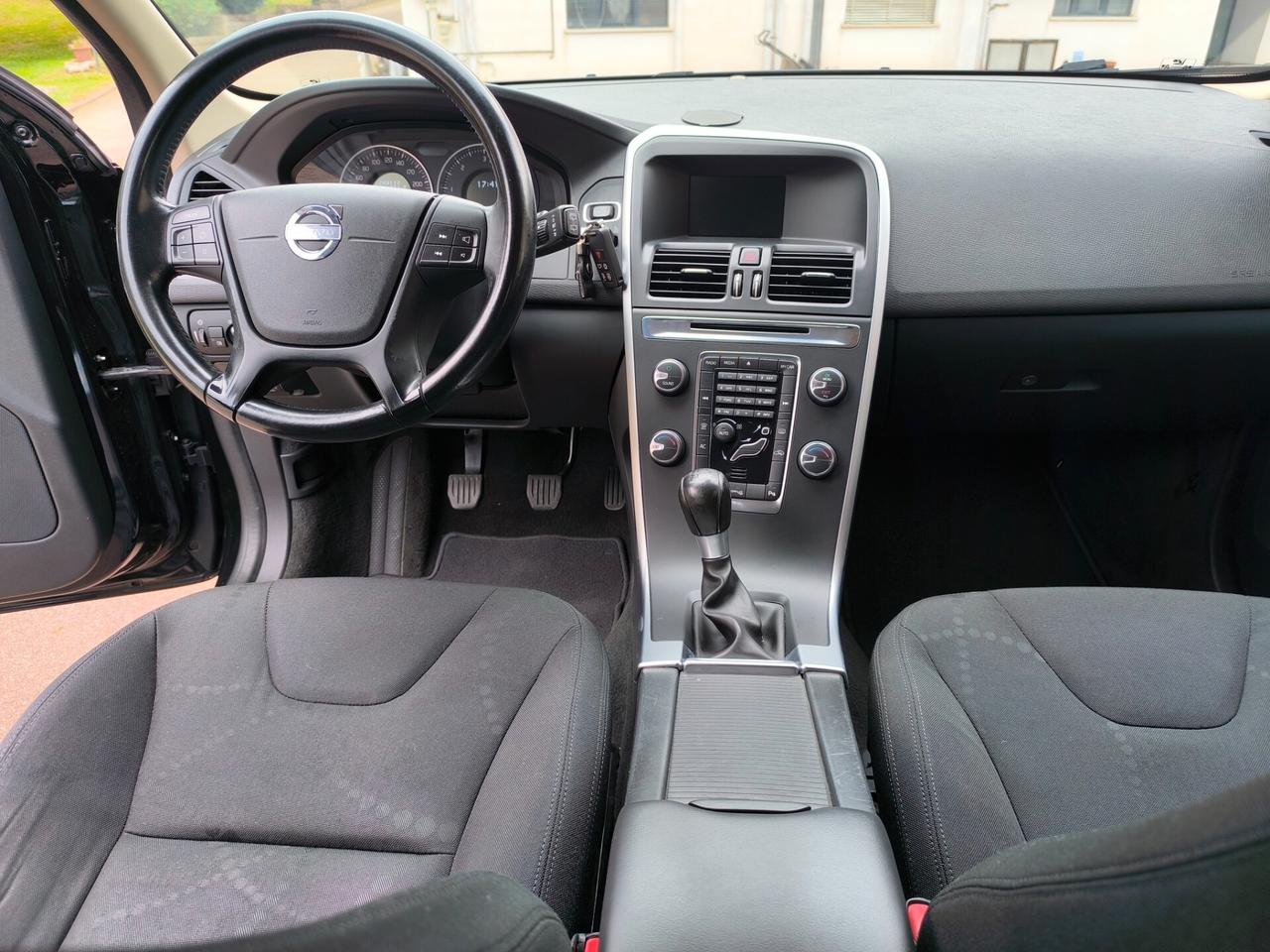 Volvo XC 60 XC60 D5 AWD Summum