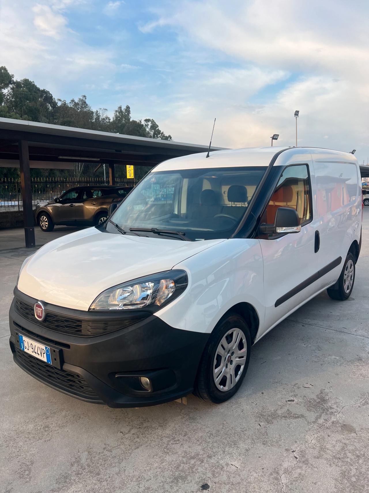 Fiat Doblò 1.6 mjt 105cv LOUNGE 3 POSTI E6D