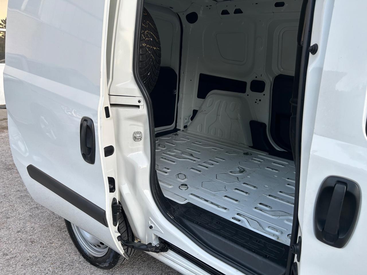 Fiat Doblò 1.4 T-Jet Natural Power Long 2020