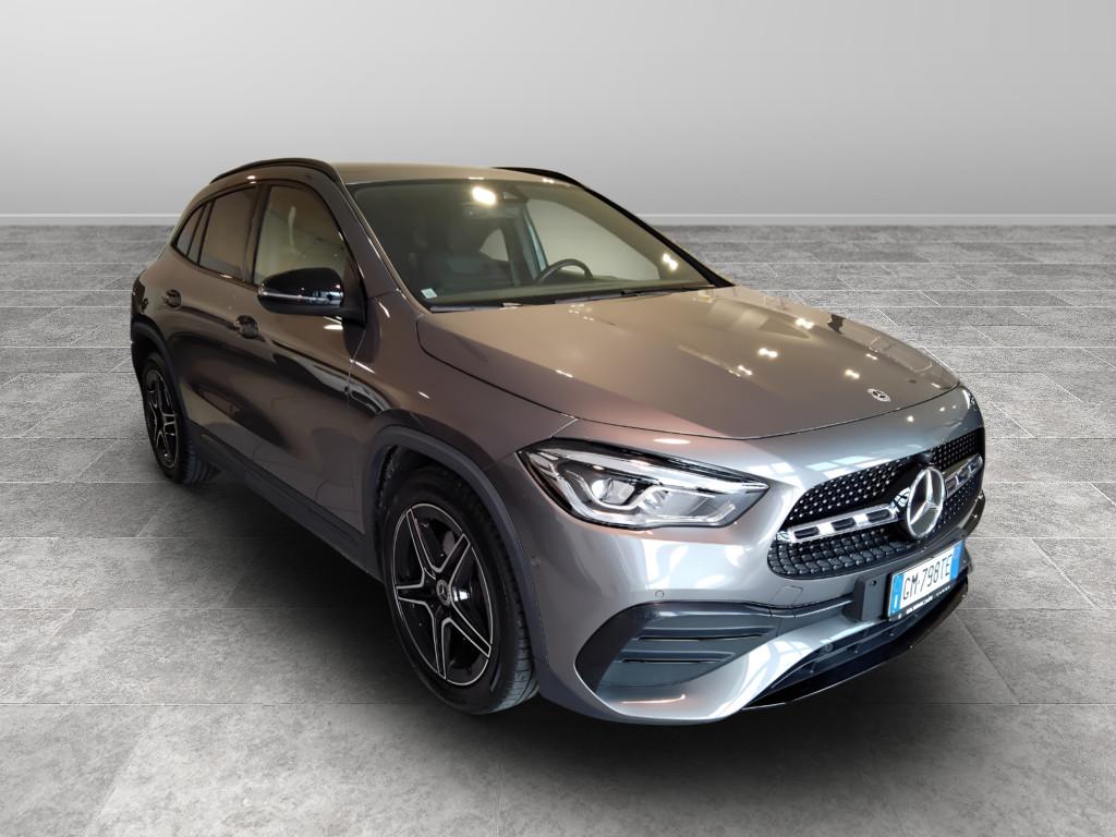 Mercedes-Benz GLA-H247 2020 - GLA 180 d Premium auto