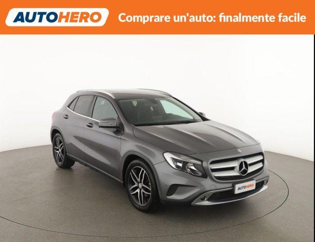 MERCEDES-BENZ GLA 200 d Automatic Sport
