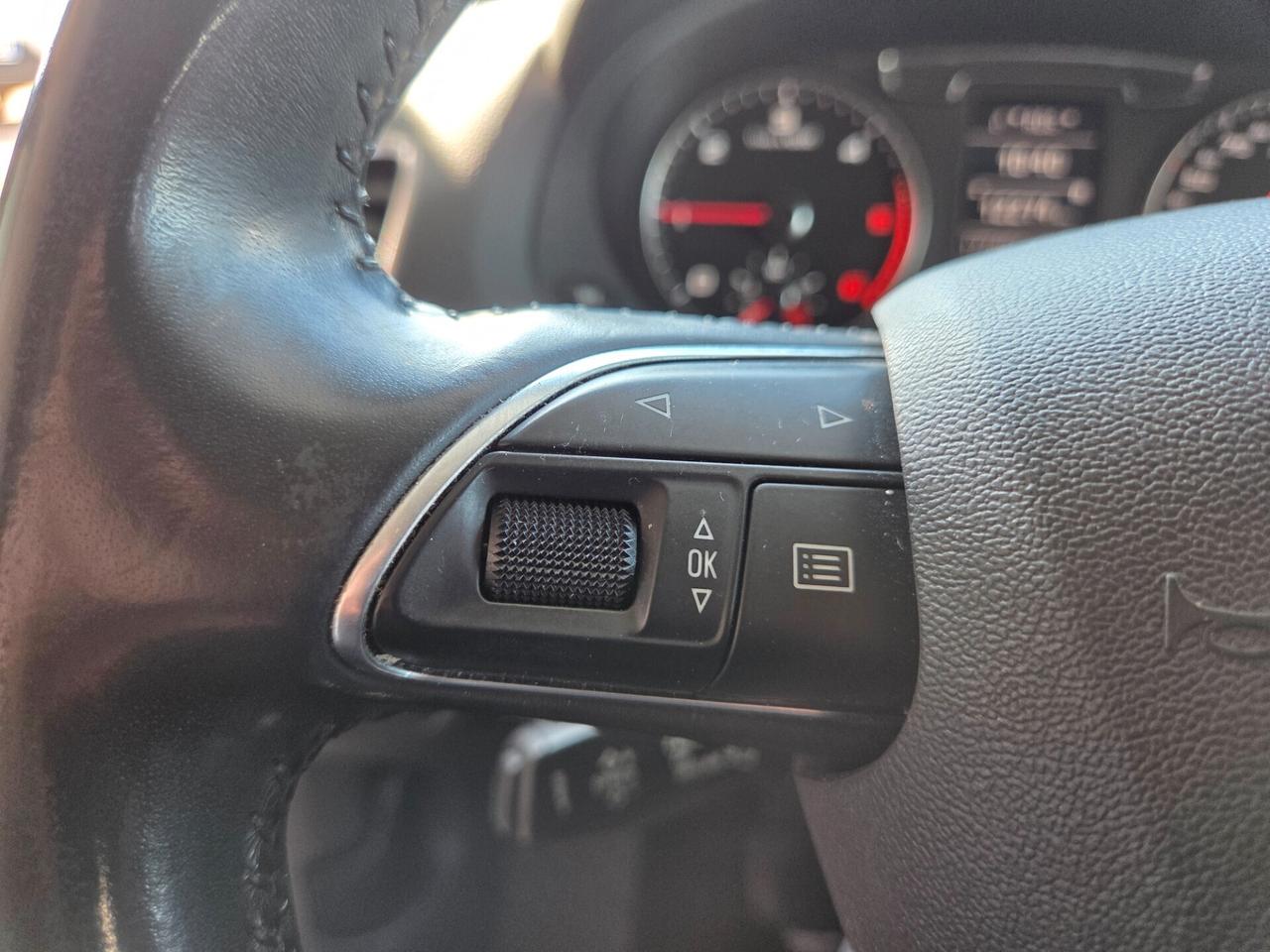 Audi Q3 2.0 TDI 120 CV Business