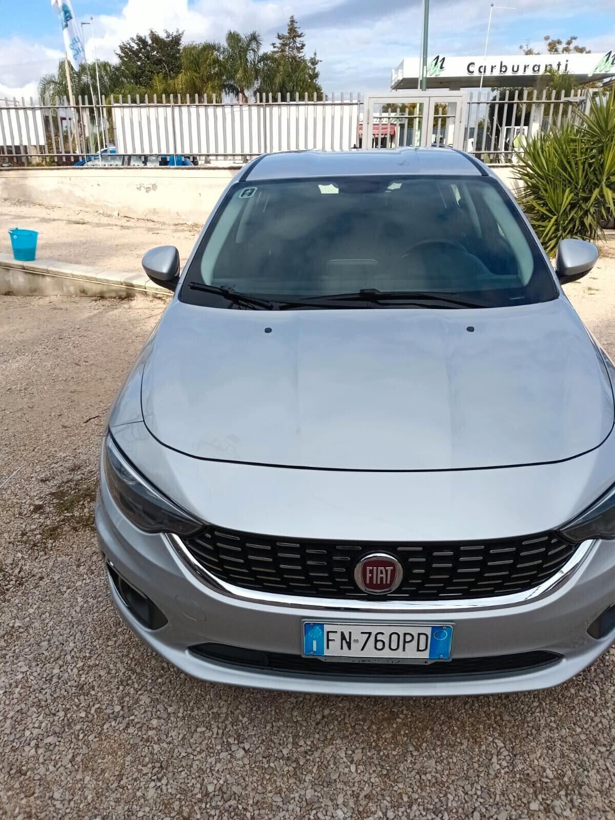 Fiat Tipo 1.6 Mjt S&S 5 porte Easy