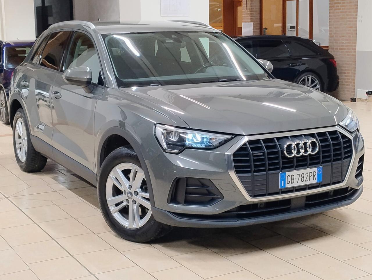 AUDI Q3 35 TDI quattro S tronic Business - 2020