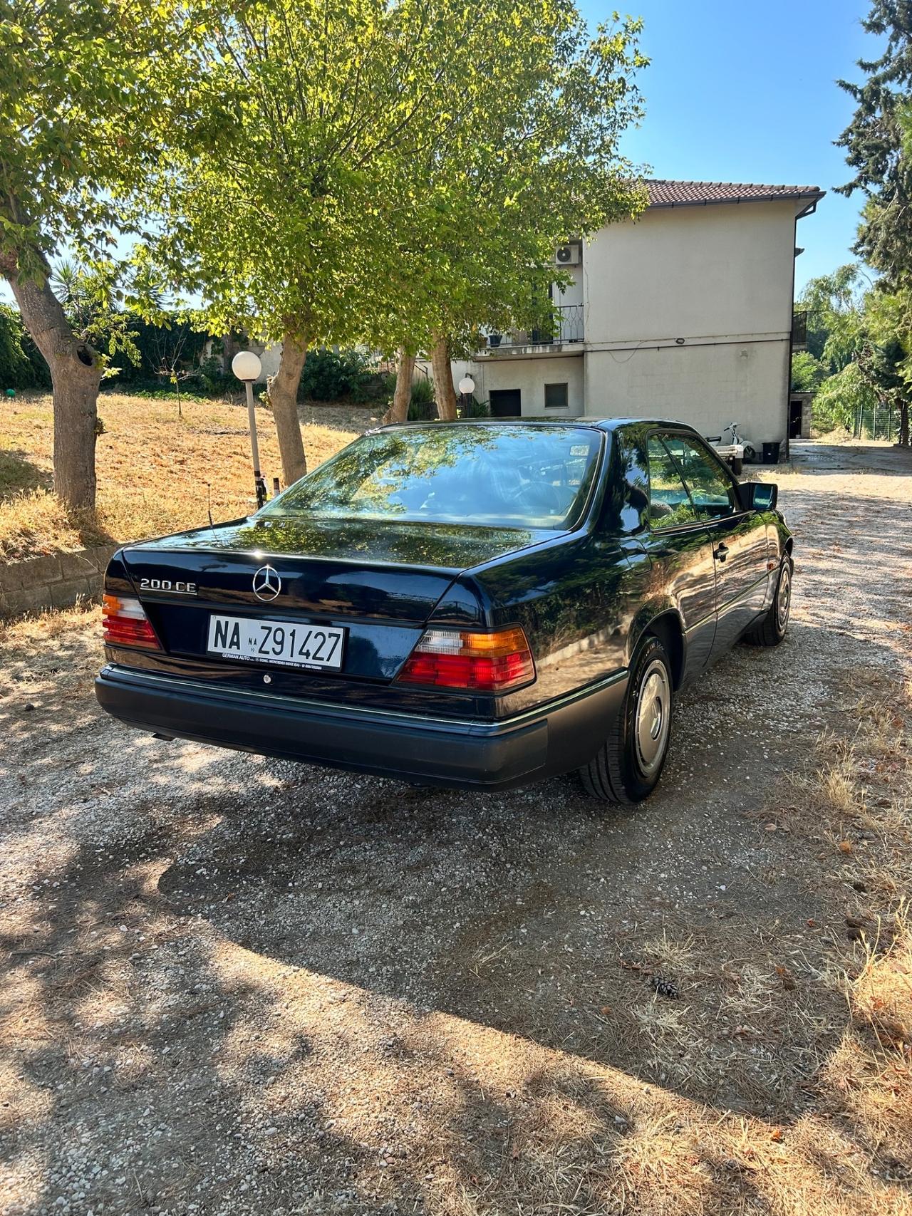 Mercedes-benz 300 200 CE cat Coupé