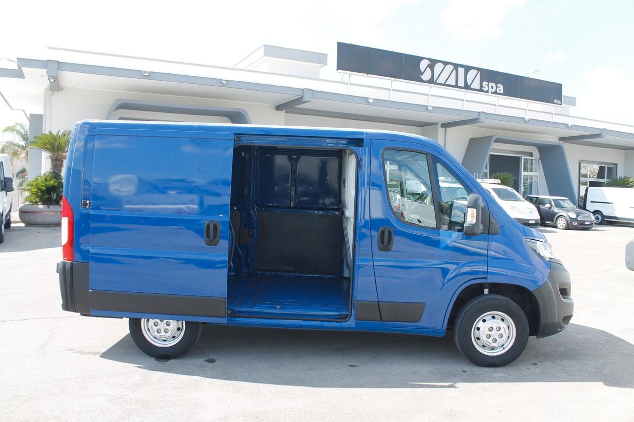 Peugeot Boxer 330 2.2 BlueHDi 140 S&S PC-TN Furgone
