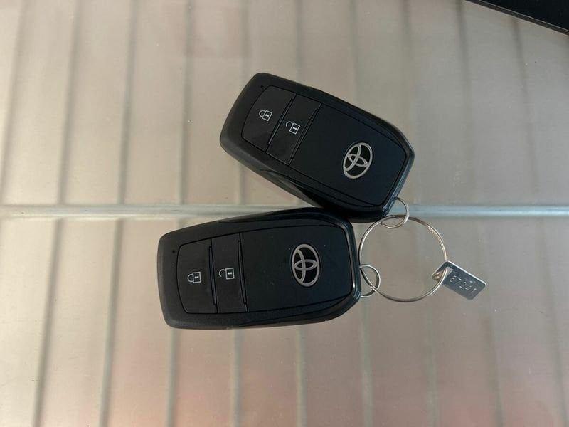 Toyota Yaris Cross 1.5H (116 CV) E-CVT Trend