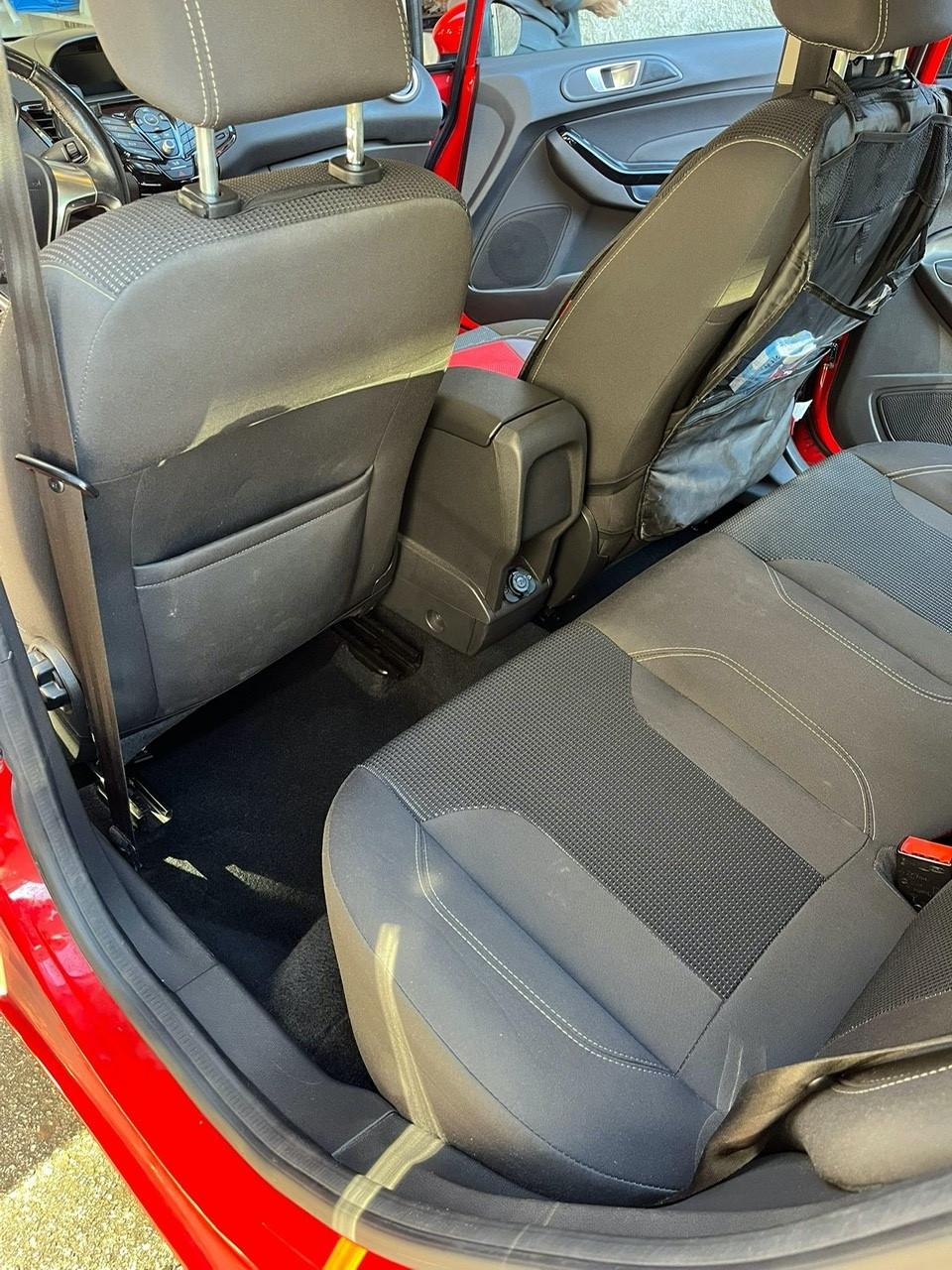 Ford Fiesta Plus 1.5 TDCi 75CV 5 porte