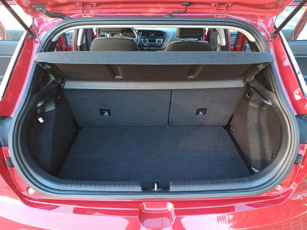 Hyundai i20 1.2 84 cv 5 porte Comfort